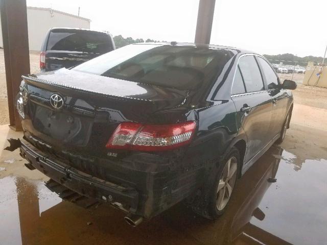 4T1BF3EKXBU772709 - 2011 TOYOTA CAMRY BASE BLACK photo 4