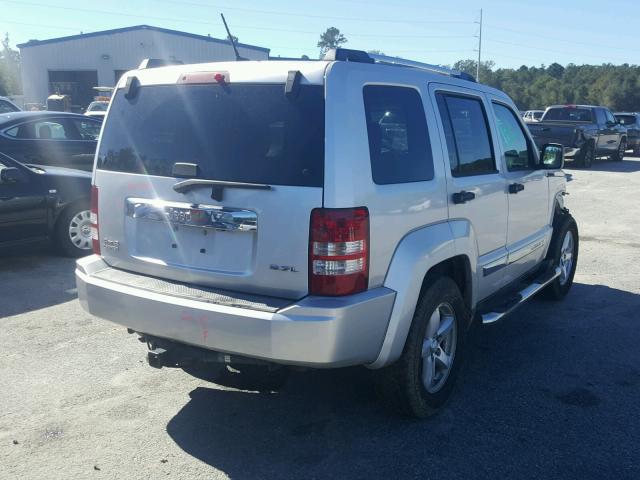 1J8GN58K68W242425 - 2008 JEEP LIBERTY LI SILVER photo 4