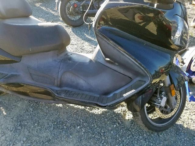 JS1CP51A082100266 - 2008 SUZUKI AN650 BLACK photo 7