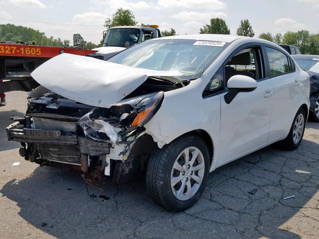 KNADM4A36G6558641 - 2016 KIA RIO LX WHITE photo 2