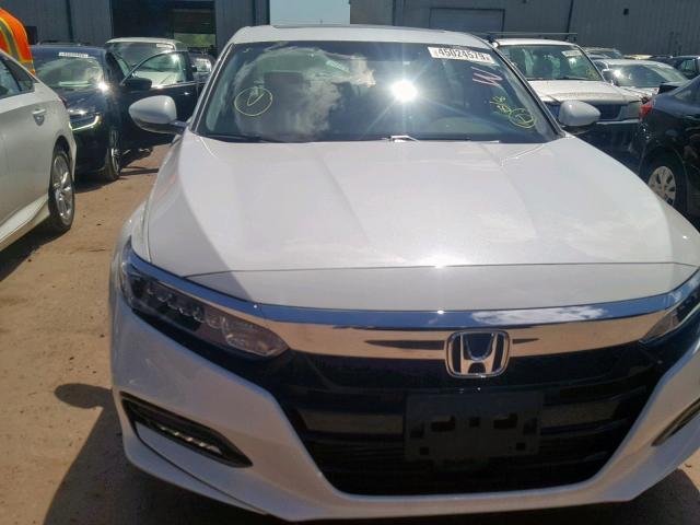 1HGCV1F56KA040119 - 2019 HONDA ACCORD EXL WHITE photo 9