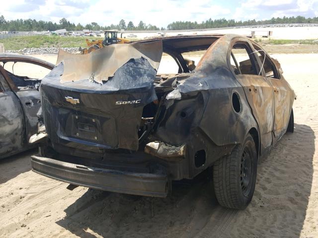 1G1JA5SHXD4168818 - 2013 CHEVROLET SONIC LS BLACK photo 4