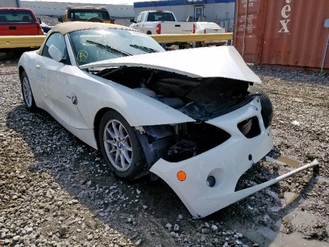 4USBT33595LS55268 - 2005 BMW Z4 2.5 WHITE photo 1