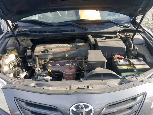 4T4BE46KX9R054052 - 2009 TOYOTA CAMRY BASE GRAY photo 7