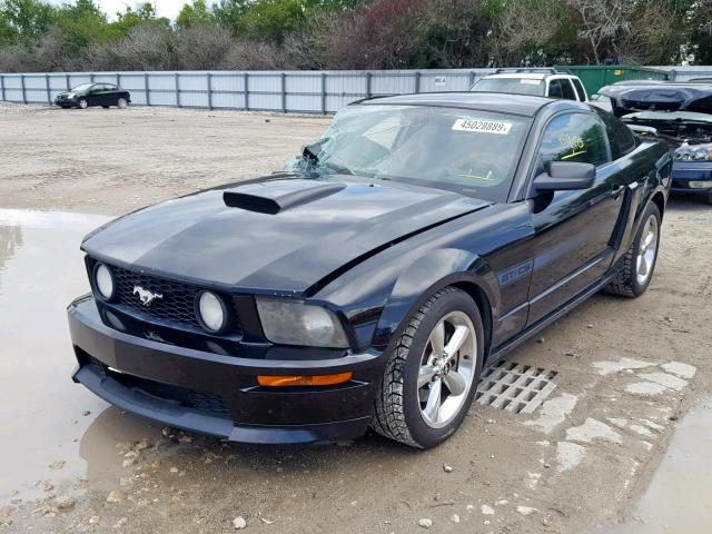 1ZVHT82H275197596 - 2007 FORD MUSTANG GT BLACK photo 2