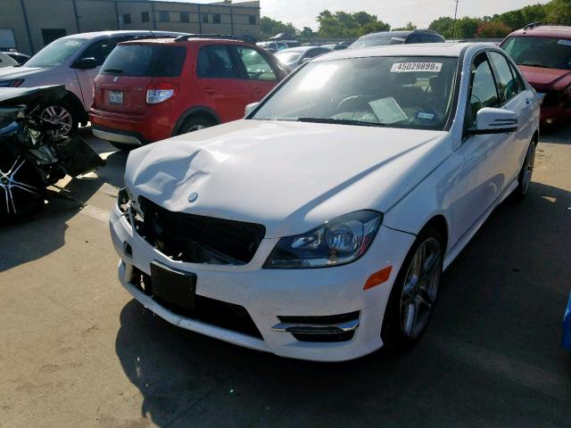 WDDGF4HB3ER315829 - 2014 MERCEDES-BENZ C 250 WHITE photo 2