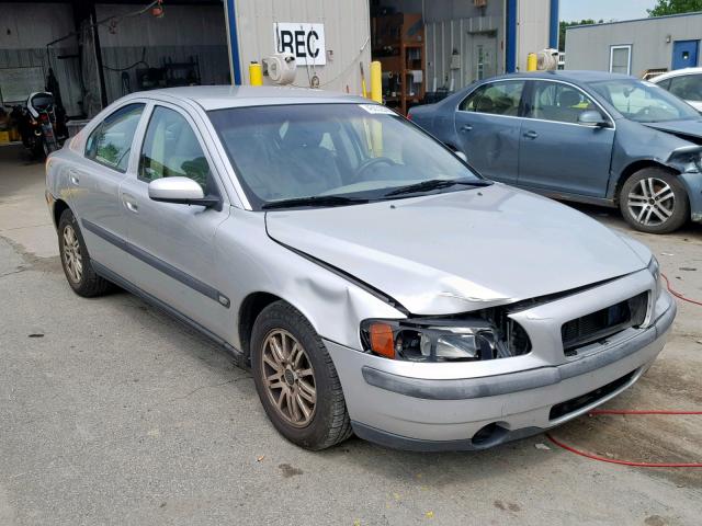 YV1RS61T242320275 - 2004 VOLVO S60 SILVER photo 1