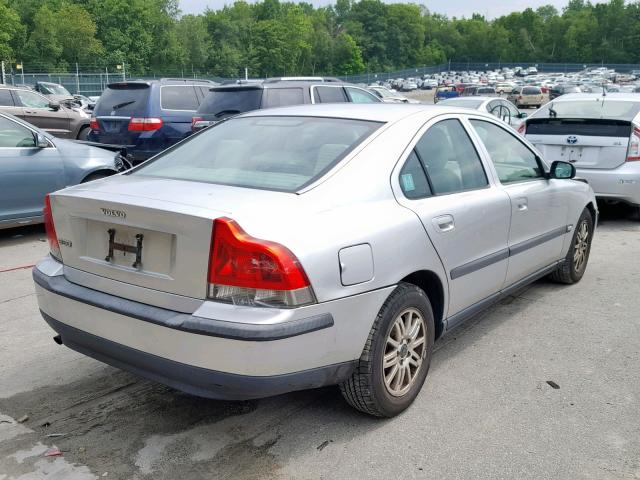 YV1RS61T242320275 - 2004 VOLVO S60 SILVER photo 4