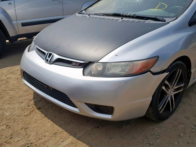 2HGFG11236H523627 - 2006 HONDA CIVIC DX SILVER photo 9