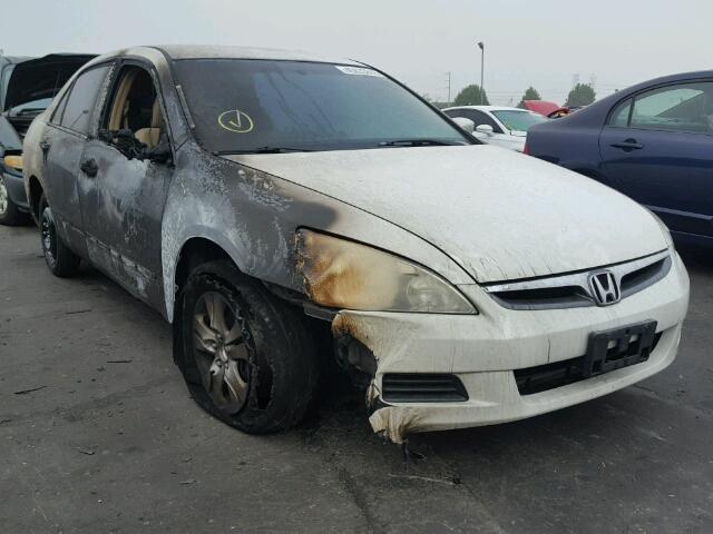 1HGCM56127A211687 - 2007 HONDA ACCORD VAL WHITE photo 1