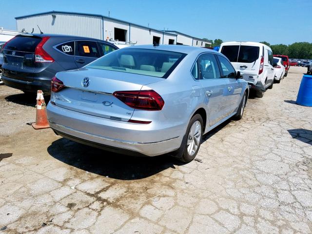 1VWBA7A37JC025028 - 2018 VOLKSWAGEN PASSAT SE SILVER photo 4