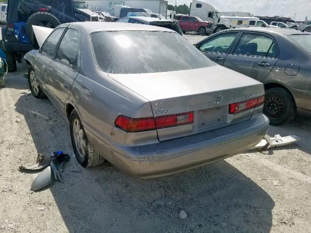 4T1BF22K0WU060794 - 1998 TOYOTA CAMRY CE BROWN photo 3