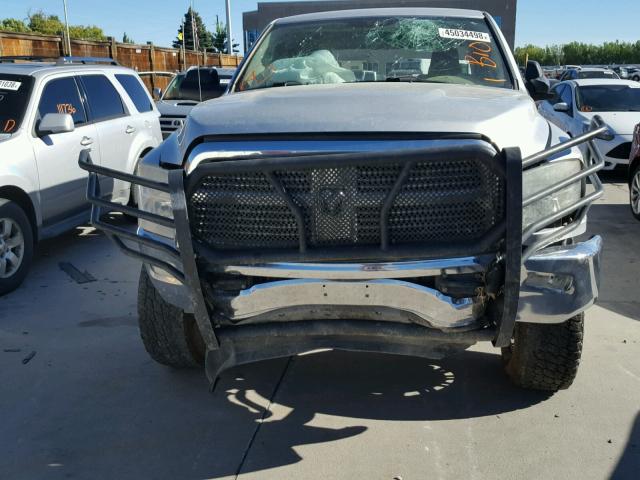 3D7UT2HL9AG134821 - 2010 DODGE RAM 2500 SILVER photo 9