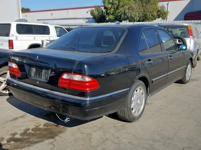 WDBJF65H5XA861357 - 1999 MERCEDES-BENZ E 320 BLACK photo 4