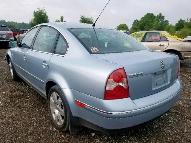 WVWRH63B03P184349 - 2003 VOLKSWAGEN PASSAT GLX BLUE photo 3