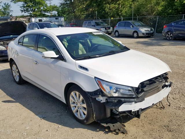 1G4GB5GRXFF162357 - 2015 BUICK LACROSSE WHITE photo 1