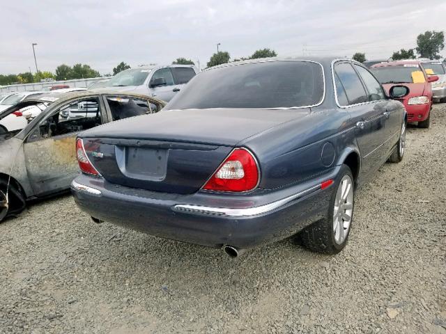 SAJWA73BX4TG19033 - 2004 JAGUAR XJR S GRAY photo 4