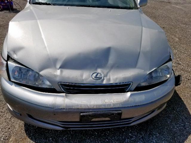 JT8BF28G615109666 - 2001 LEXUS ES 300 SILVER photo 9