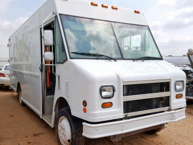 4UZAANCP24CM25310 - 2004 FREIGHTLINER CHASSIS M WHITE photo 1