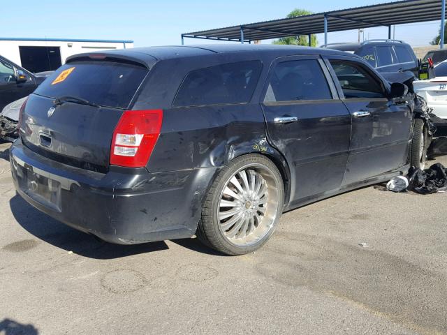 2D4FV47T96H238522 - 2006 DODGE MAGNUM SE BLACK photo 4