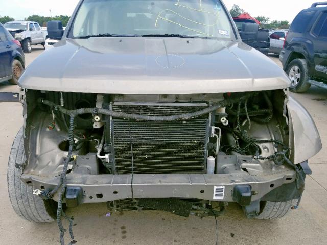 1D8GT58K77W564598 - 2007 DODGE NITRO SLT GREEN photo 9