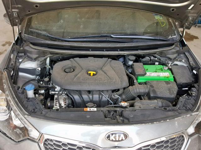 KNAFX4A82G5485690 - 2016 KIA FORTE EX GRAY photo 7