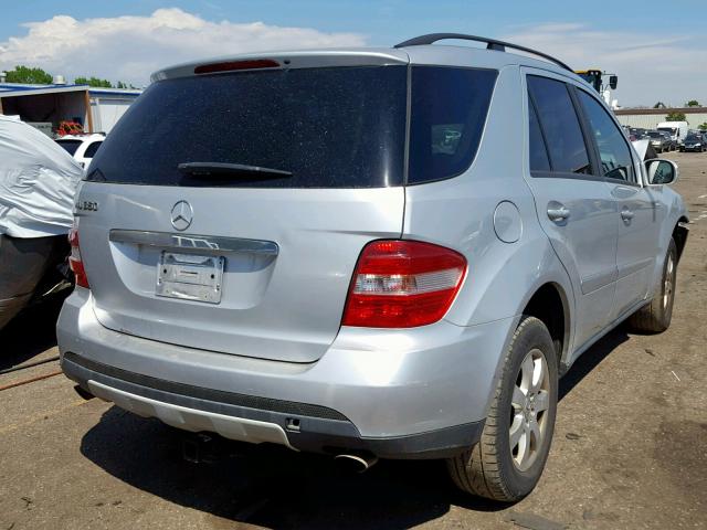 4JGBB86E96A084922 - 2006 MERCEDES-BENZ ML 350 GRAY photo 4