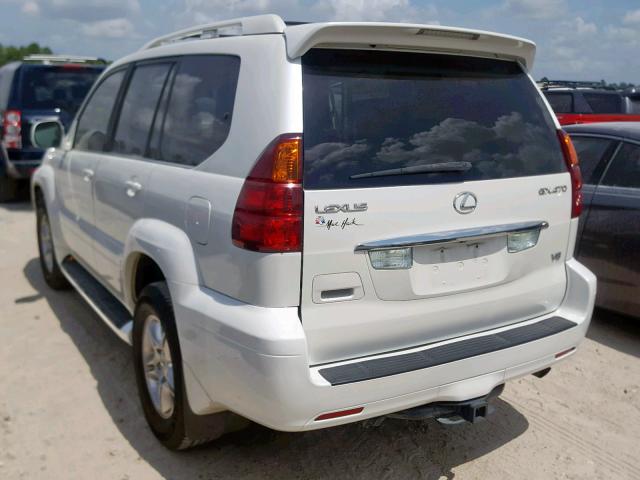 JTJBT20X560102800 - 2006 LEXUS GX 470 WHITE photo 3