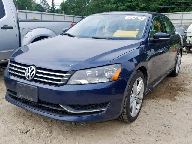 1VWBT7A39EC060010 - 2014 VOLKSWAGEN PASSAT SE BLUE photo 2