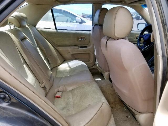 JTHBD192020057467 - 2002 LEXUS IS 300 GRAY photo 6