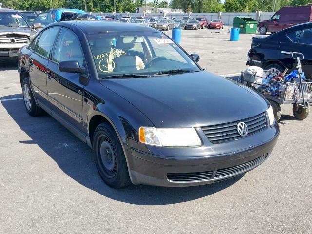 WVWMA23B5YP179355 - 2000 VOLKSWAGEN PASSAT GLS BLACK photo 1