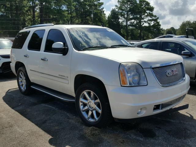 1GKFK03209R199744 - 2009 GMC YUKON DENA WHITE photo 1