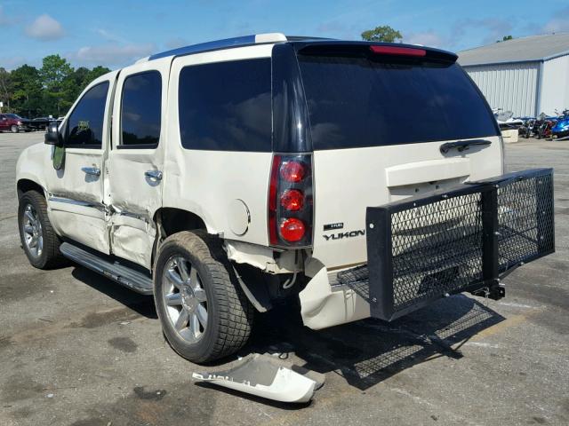 1GKFK03209R199744 - 2009 GMC YUKON DENA WHITE photo 3