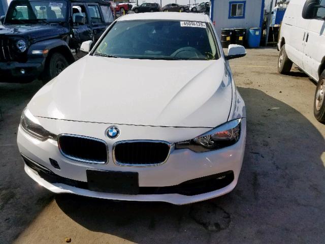 WBA8E5G33HNU42543 - 2017 BMW 320 XI WHITE photo 9