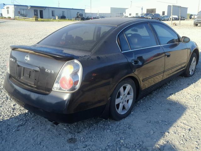 1N4AL11D62C124493 - 2002 NISSAN ALTIMA BAS BLACK photo 4