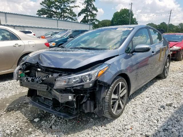 3KPFL4A89JE251234 - 2018 KIA FORTE EX GRAY photo 2