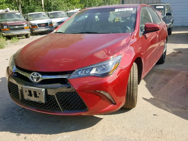 4T1BK1FK9GU575195 - 2016 TOYOTA CAMRY XSE RED photo 2