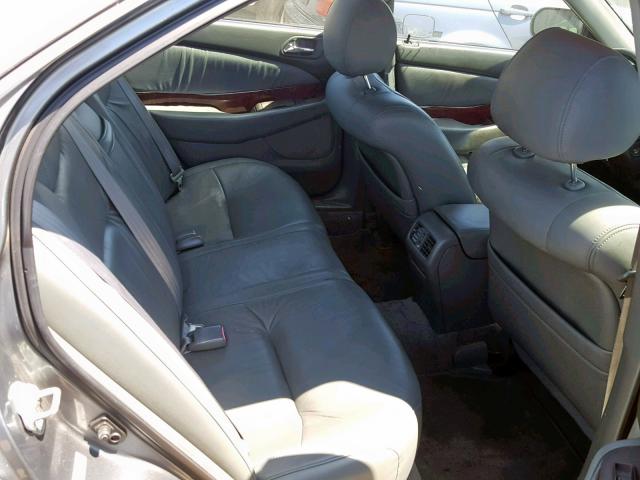 19UUA56721A011689 - 2001 ACURA 3.2TL GREEN photo 6