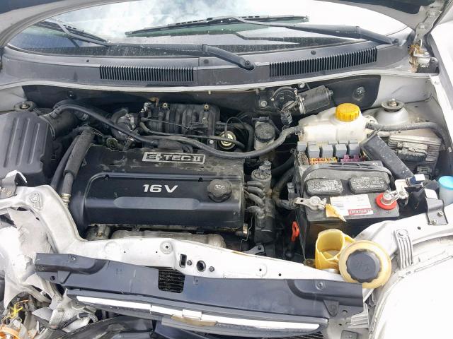 KL1TD66606B685380 - 2006 CHEVROLET AVEO BASE Күміс фото 7