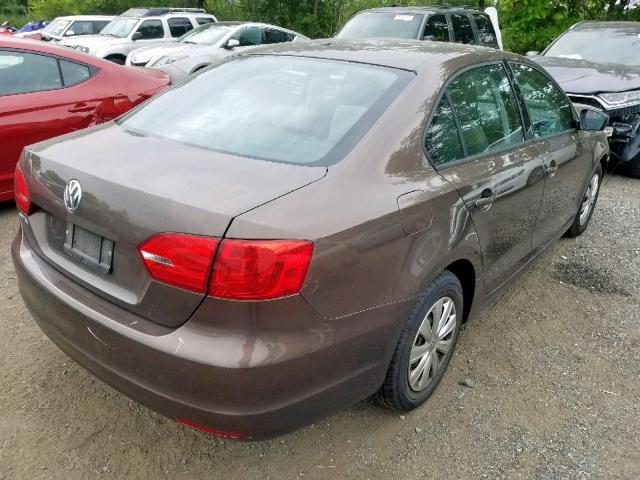 3VW2K7AJ9BM091415 - 2011 VOLKSWAGEN JETTA BASE 棕色 照片 4