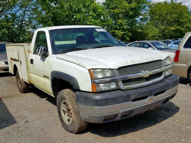 1GBHC24U94E232192 - 2004 CHEVROLET SILVERADO WHITE photo 1