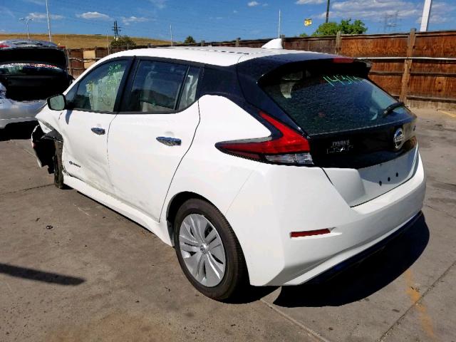 1N4AZ1CP3KC307257 - 2019 NISSAN LEAF S WHITE photo 3