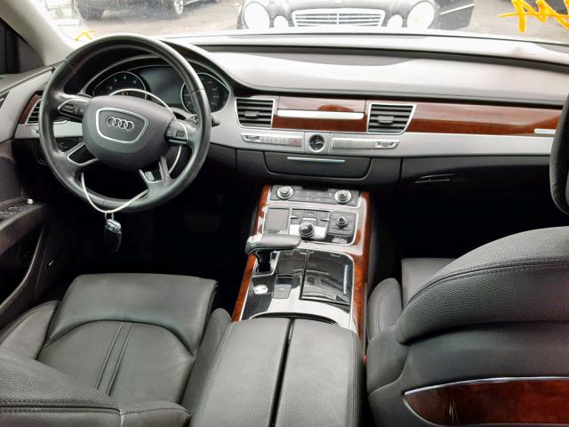 WAUAGAFD1DN028914 - 2013 AUDI A8 QUATTRO SILVER photo 9