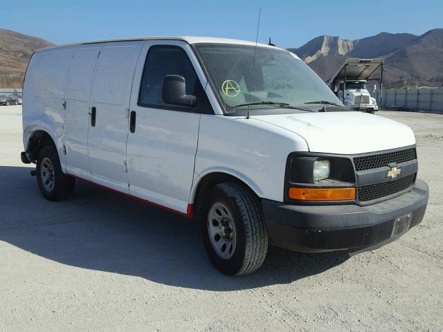 1GCSGAFX8E1110035 - 2014 CHEVROLET EXPRESS G1 WHITE photo 1