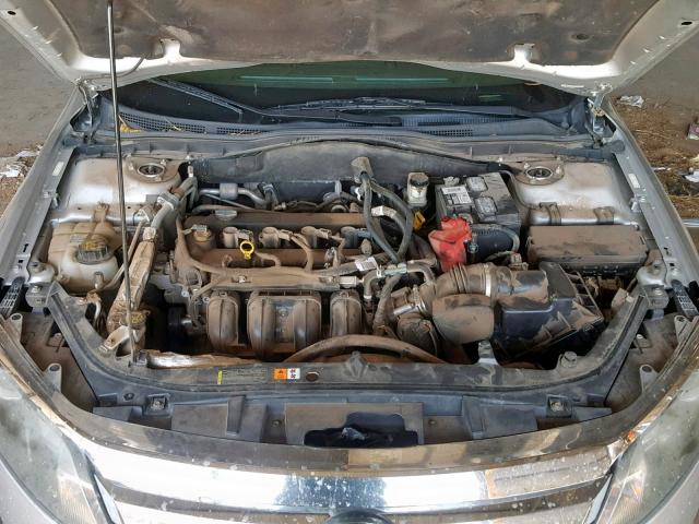 3FAHP0GA8BR196954 - 2011 FORD FUSION S SILVER photo 7