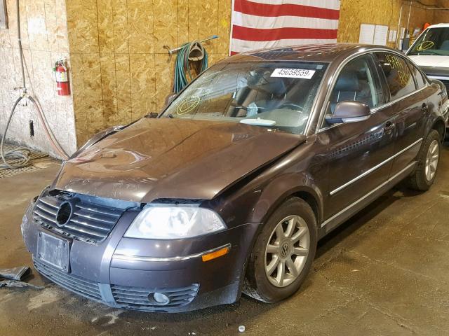 WVWPD63B94P326279 - 2004 VOLKSWAGEN PASSAT GLS BROWN photo 2