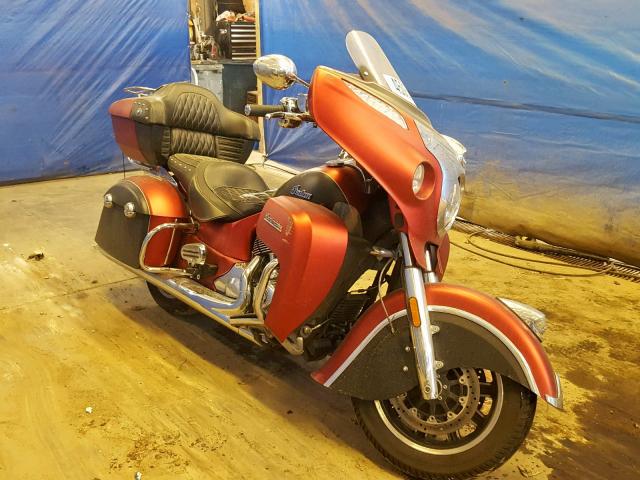 56KTRAAA5H3353872 - 2017 INDIAN MOTORCYCLE CO. ROADMASTER RED photo 1