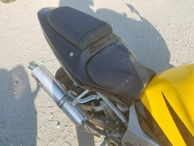 JS1GR7HAX32104542 - 2003 SUZUKI GSX-R750 YELLOW photo 6