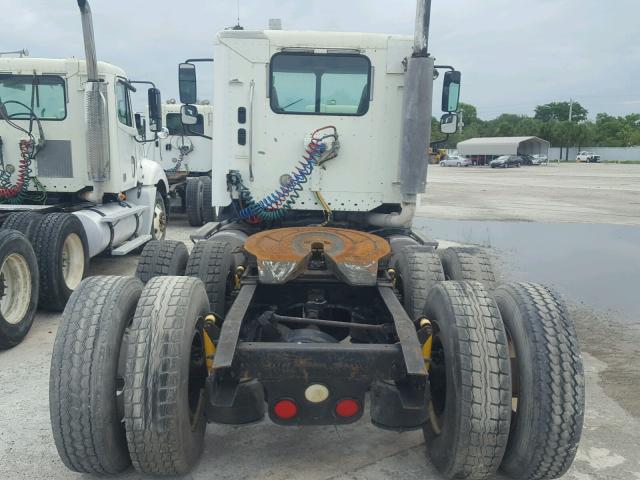 1FUJA6CG36LW71420 - 2006 FREIGHTLINER CONVENTION WHITE photo 6