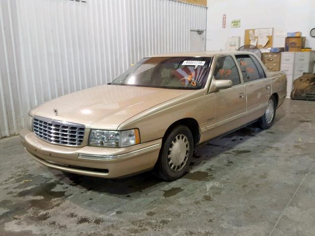 1G6KD54Y1WU710328 - 1998 CADILLAC DEVILLE GOLD photo 2